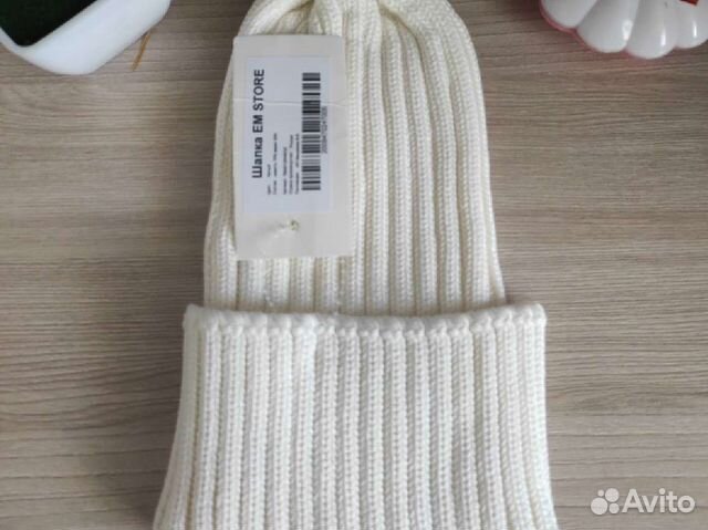Шапки женские новые