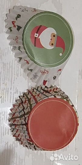 Лот: Бумажные формочки для кексов + метал.форма