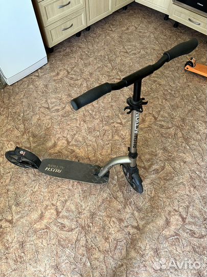 Самокат детский двухколесный бу