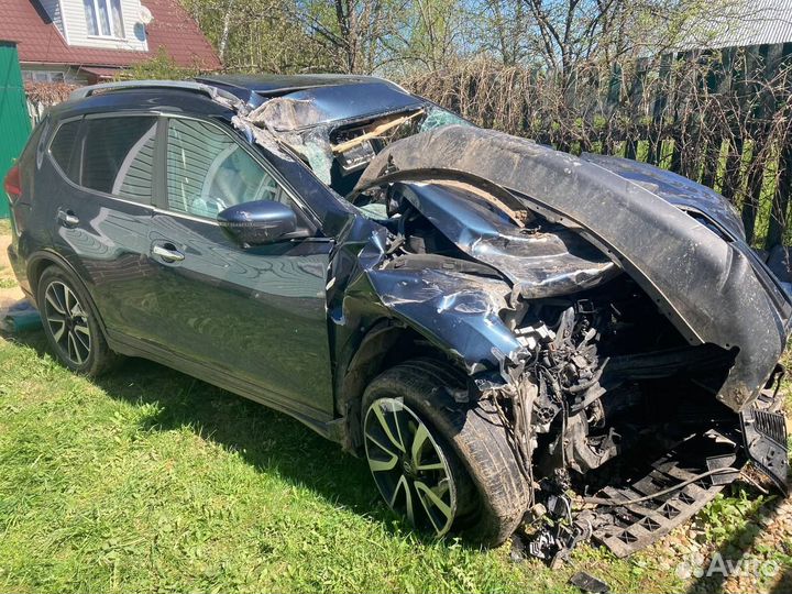 Nissan X-Trail 2.5 CVT, 2019, битый, 103 000 км