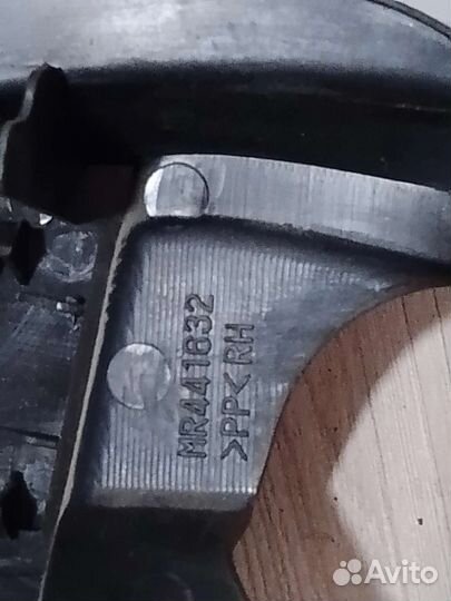 Уголок зеркала Mitsubishi Lancer Cedia