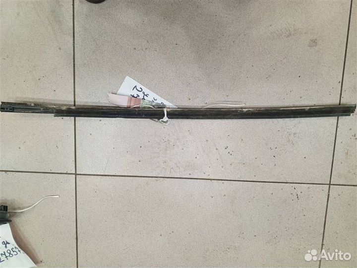 Накладка стекла заднего правого (бархотка) Hyunda