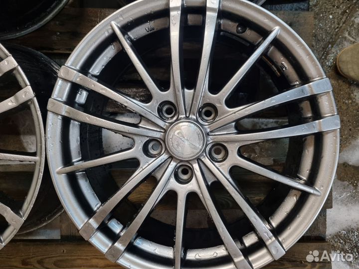 Комплект литых дисков Grampus