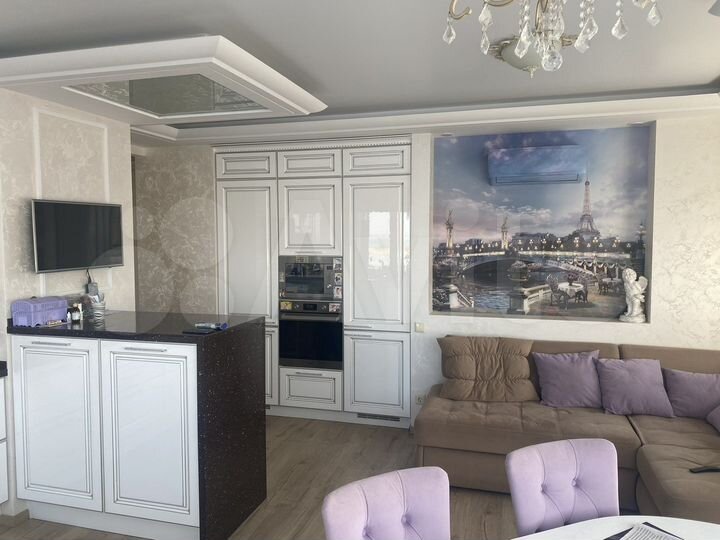 3-к. квартира, 91 м², 13/20 эт.