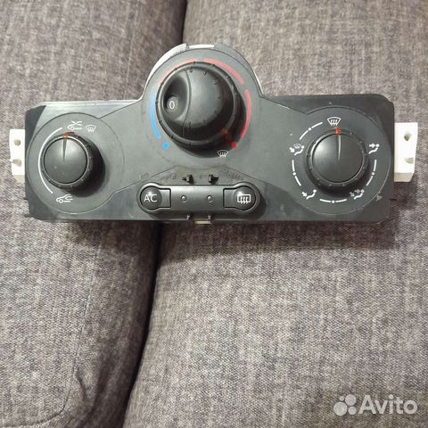 Переключатель печки на Рено Меган 2