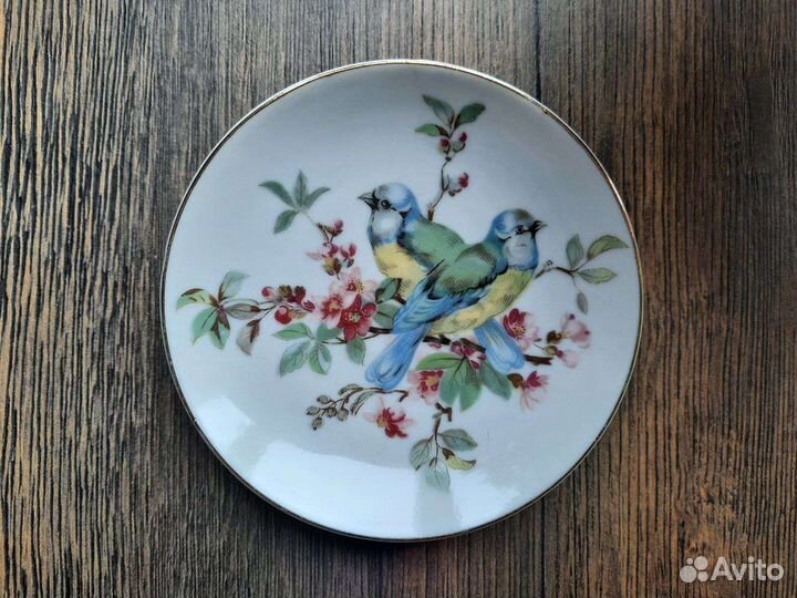 Настенная тарелка