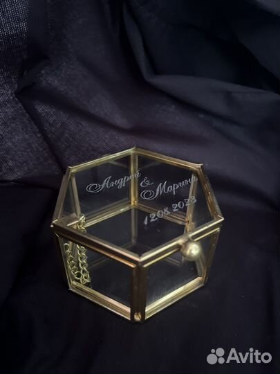 Шкатулка для обручальных колец