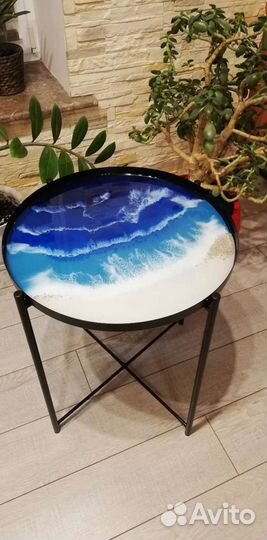 Столик ручной работы