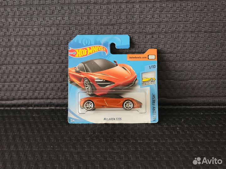 Hot Wheels Mclaren 720s / Factory Fresh