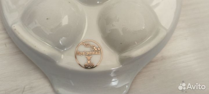 Подставка для яиц фарфоровая на 6 яиц