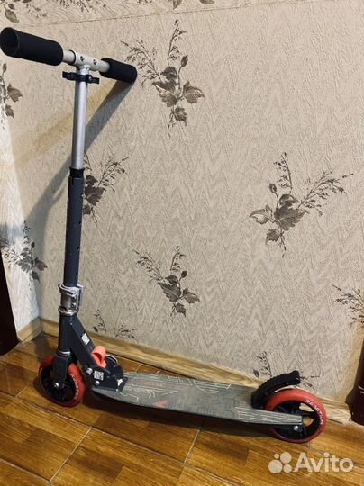 Самокат двухколесный