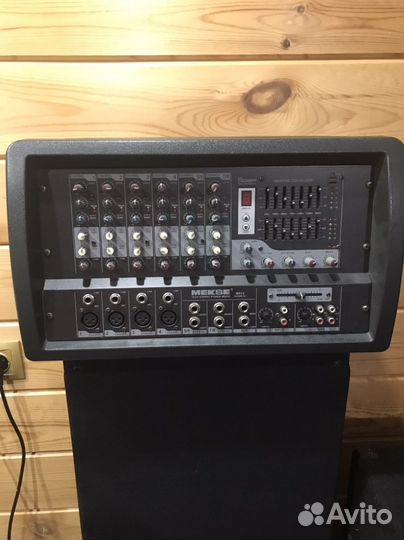 Микшерный пульт с усилителем