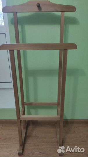 Вешалка для одежды напольная