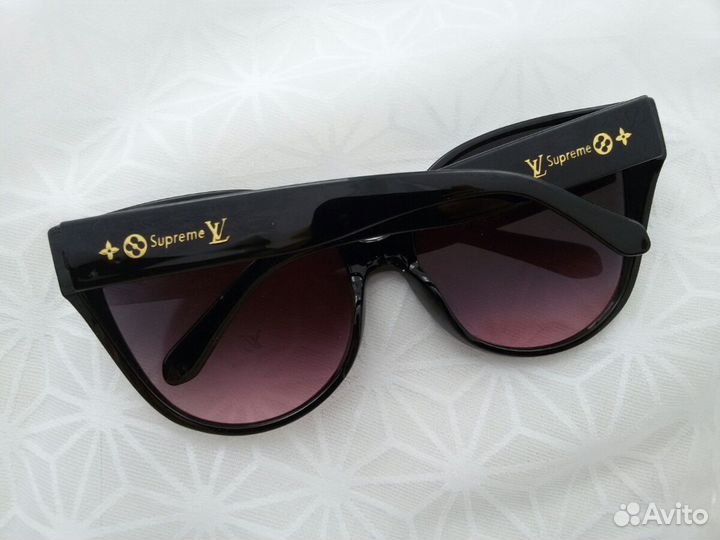 Очки Supreme