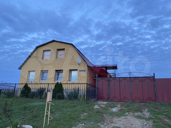 Дом 160 м² на участке 16 сот.