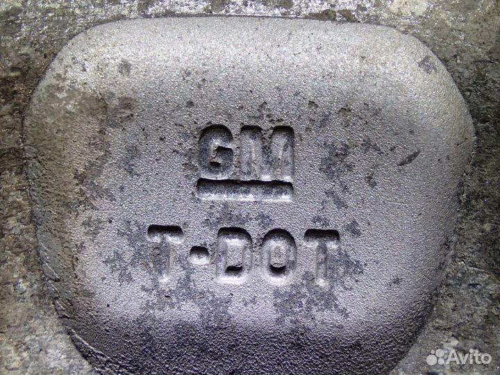 Два оригинальных диска R17 Cadillac CTS