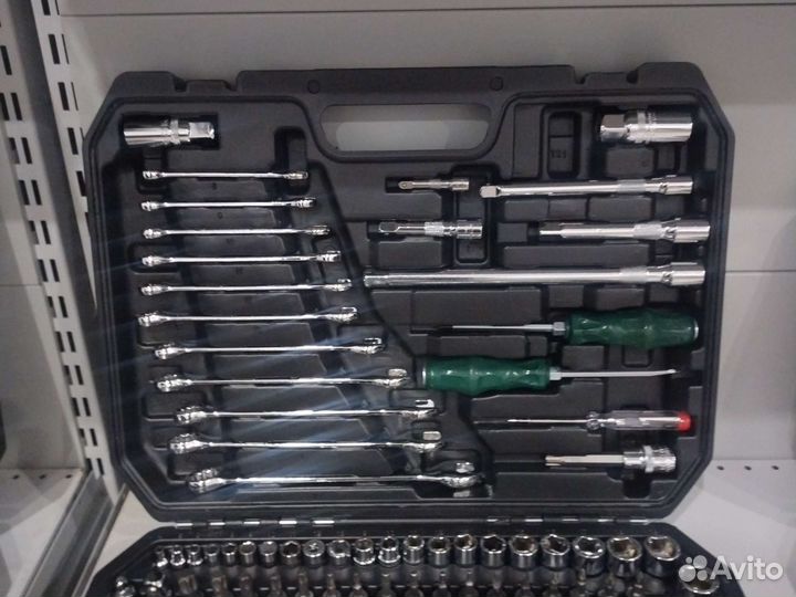 Набор инструментов 121 предмет