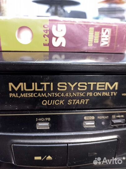 Видеомагнитофон akai japan