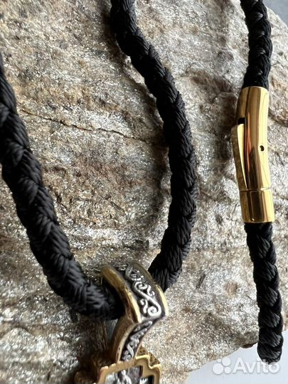 Крестик с гайтаном