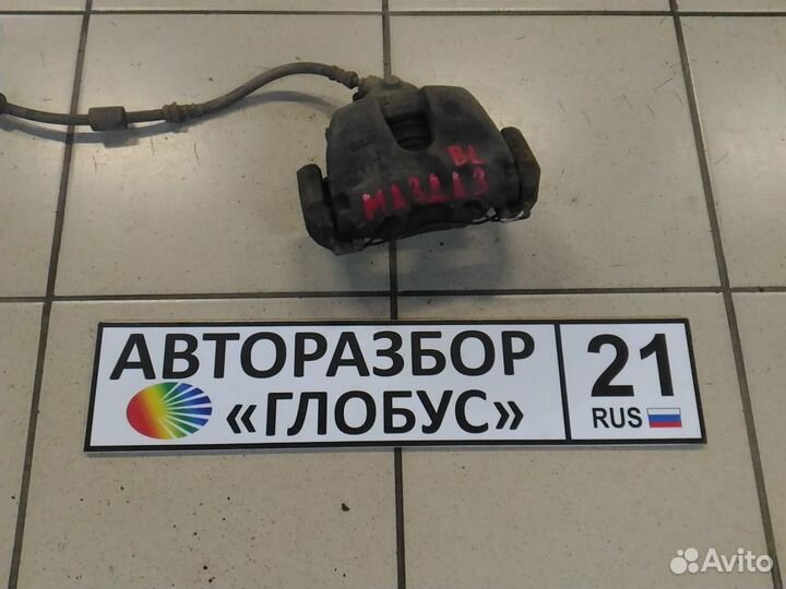 Суппорт передний правый Mazda 3 BL мазда 3 mazda3