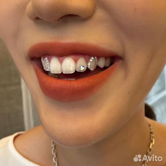 Маникюр,педикюр, скайсы