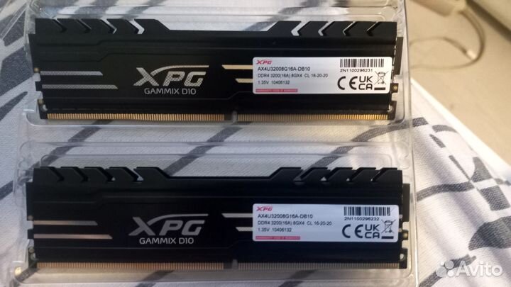 Оперативная память A data xpg gamix d10 3200 16GB
