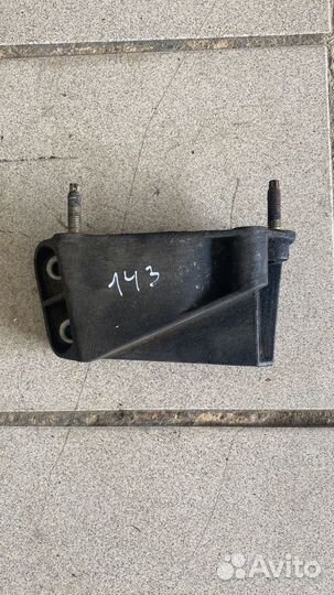 Кронштейн двигателя Ford KA 1