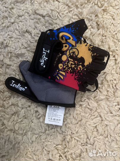 Перчатки для велосипеда