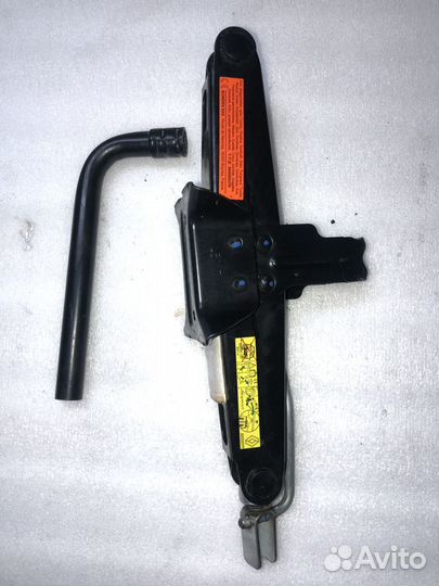 Домкрат Renault Duster 2019 (995509237R)