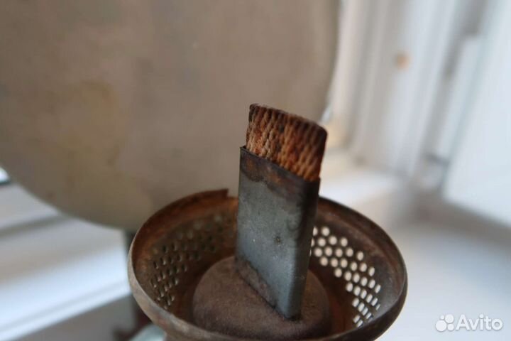 Керосиновая лампа