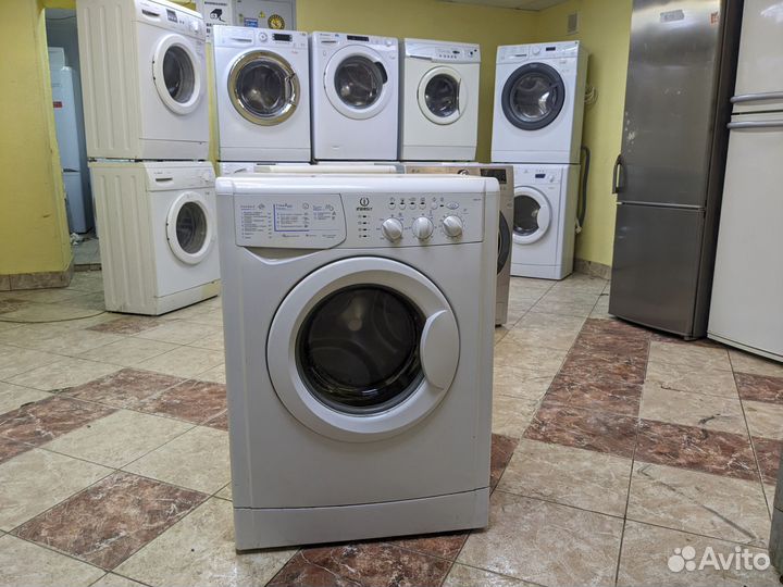 Стиральная машина Indesit 5 кг