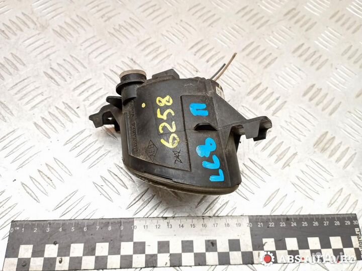 Фара противотуманная правая Nissan Qashqai 2008