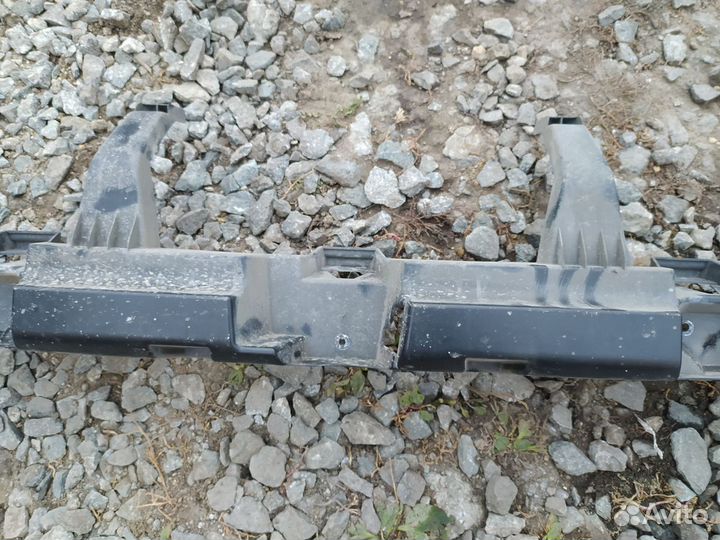 Усилитель заднего бампера Renault Duster I (2010–2