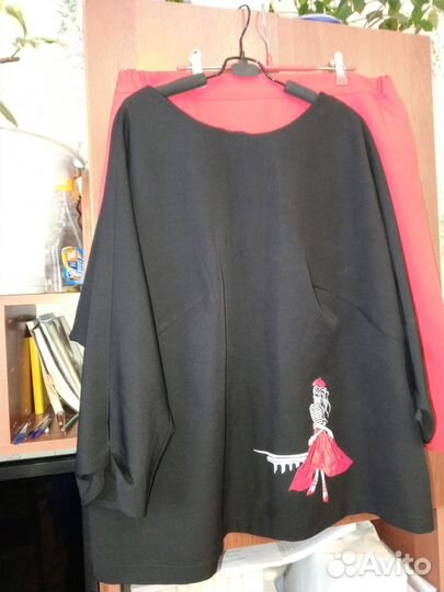 Костюм женский