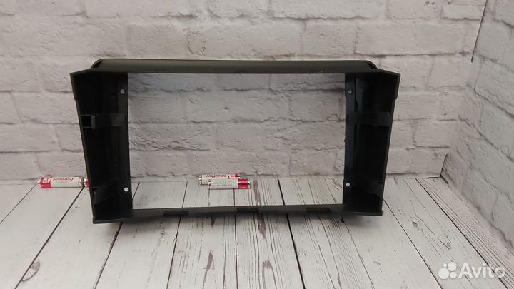 Рамка переходная 22-714 Toyota avensis 02-08