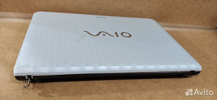 Ноутбук Sony Vaio PCG-61B11V