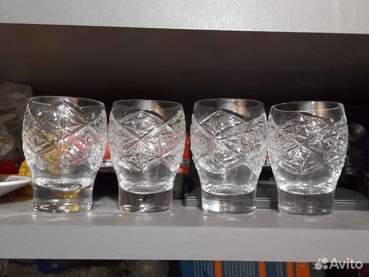 Отдам хрусталь, вазы за