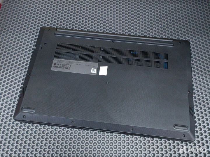 Ноутбук lenovo