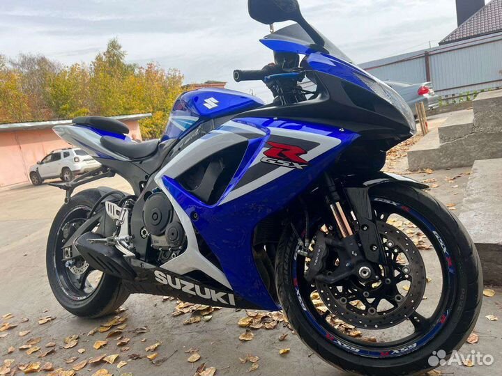 Suzuki GSX-R750