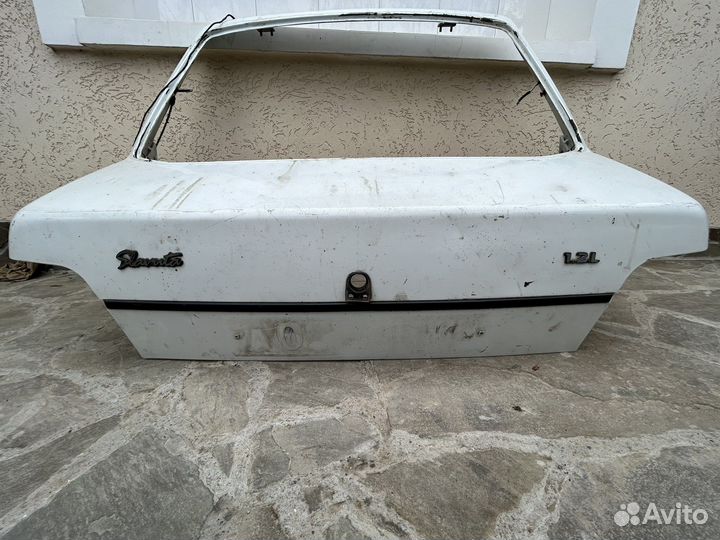 Крышка багажника заз Славута