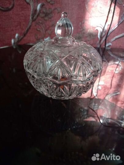 Шкатулка хрустальная