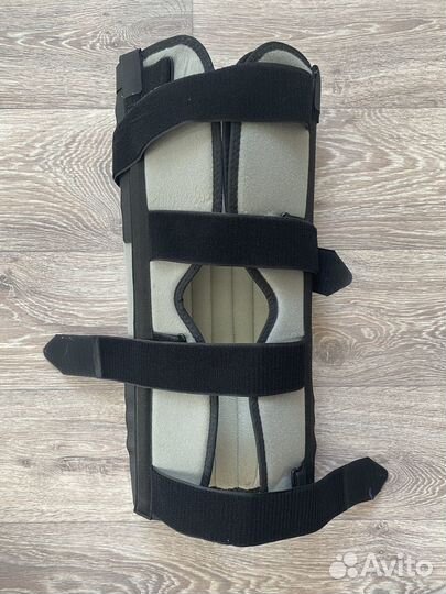 Ортез на коленный сустав