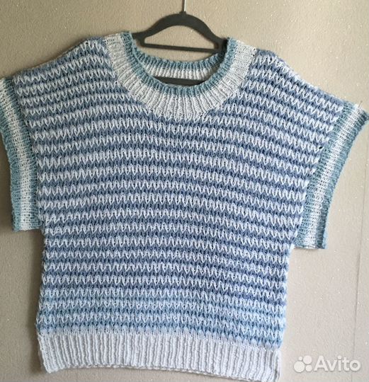 Жилет женский вязанный