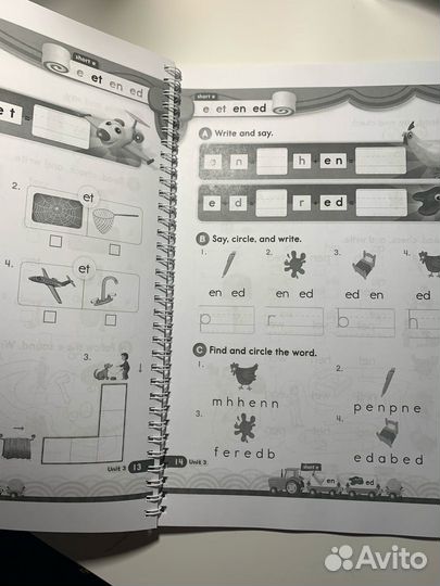 Oxford Phonics World 2