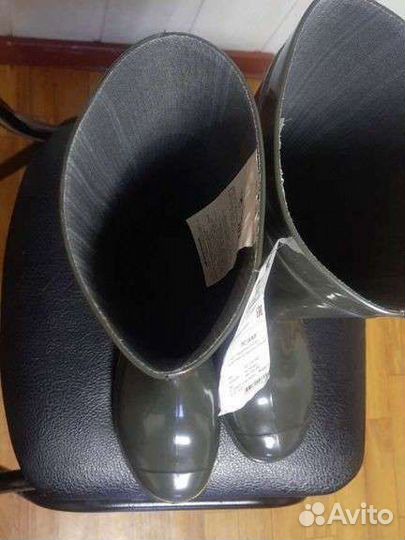 Резиновые сапоги