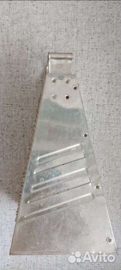 Тёрка, шумовки, поварешка, лопатка, ложки