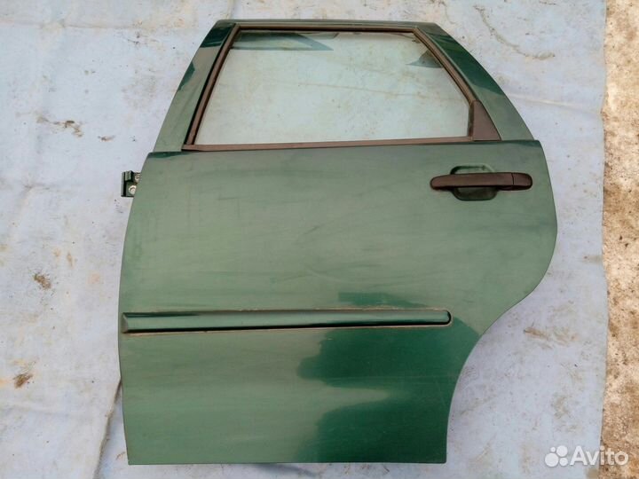 Дверь задняя левая Volkswagen Polo Classic