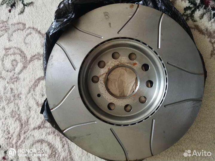 Тормозные диски brembo