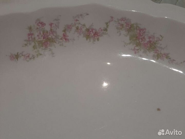 Фарфоровое блюдо большое
