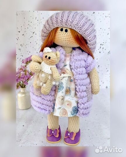 Вязаная кукла ручной работы